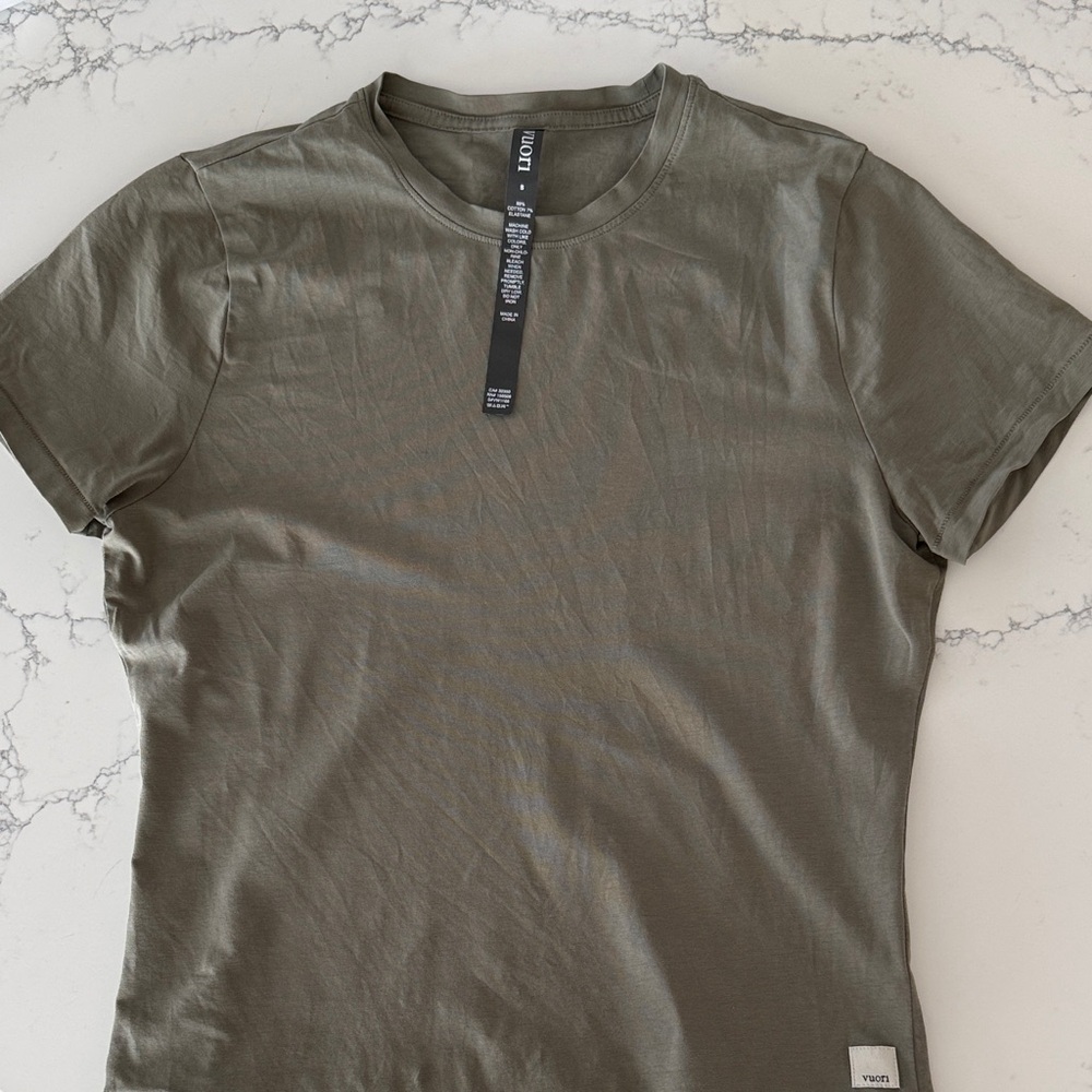 Vuori Feather Baby Tee